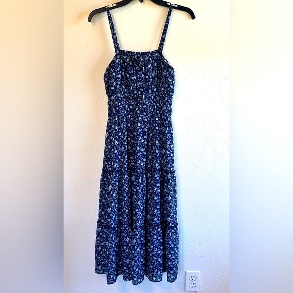 Blue Floral Spaghetti Strap Tiered Midi Dress with Back  Cut Out Sz S - Picture 1 of 13